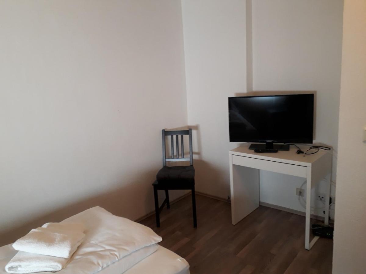 Ferienwohnungen Haus Scheidter 42 ซาร์บรึคเคน ภายนอก รูปภาพ